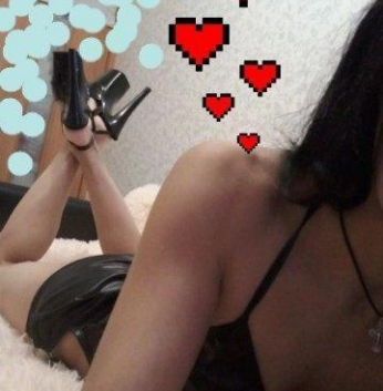 У меня есть огромный багаж опыта и я гарантирую, что ты проведешь со мной незабываемое время. Посмотрите мои фото, чтобы понять, насколько я сексуальна и привлекательна. Я предлагаю широкий спектр услуг, удовлетворяющих все твои фантазии и желания. Я готова выполнить все твои желания и позволю тебе расслабиться после напряженного дня. У меня много положительных отзывов от довольных клиентов, которые возвращаются ко мне снова и снова. Живу в Москве, так что я всегда готова встретиться с тобой и дать тебе удовольствие. Свяжись со мной, и я уверена, что ты останешься доволен. Кристина